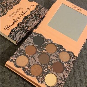 Eyeshadow palette